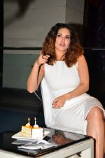 Sunny Leone celebrates her bday on 13th May 2016